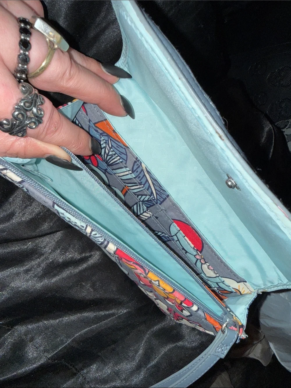 Vera Bradley Wallet/Wristlet!!! - Picture 7 of 8